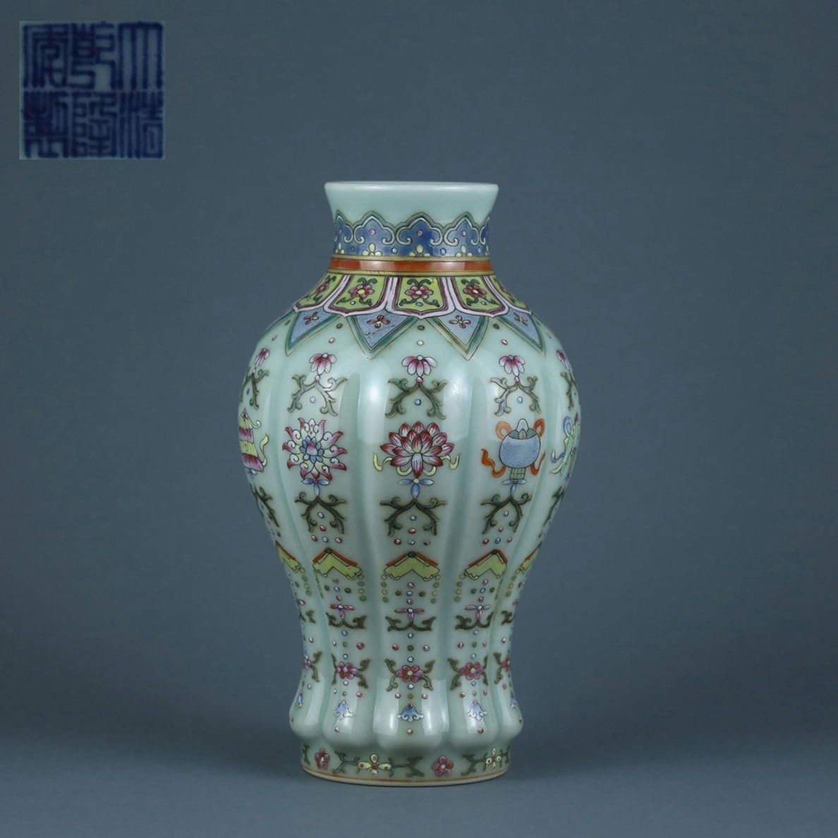 久2830 粉彩人物紋蓋物 時代品 唐物 中国美術 万暦 粉彩 豆彩 - 在銘